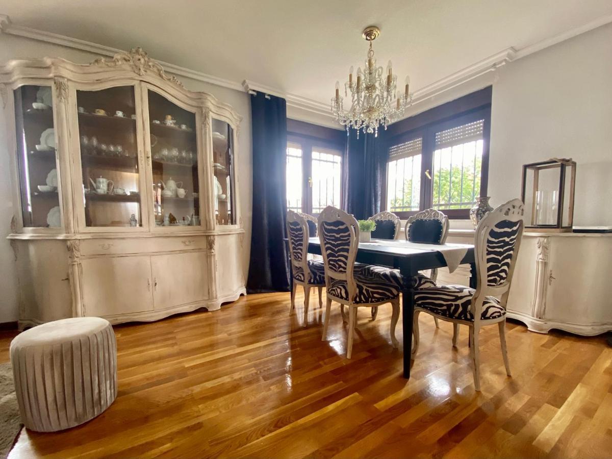 Вілла Housing Leon Casa Con Jardin Екстер'єр фото